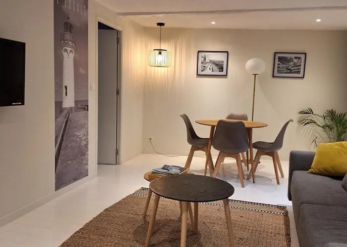 Tres Bel Appartement Au Pied Du Port L\'Albatre